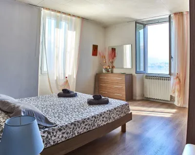 Apartment with balcony, direct beach access