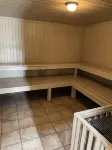 Right on the Beach - Ideal beach resort - two minute walk to beautiful Bear Lake