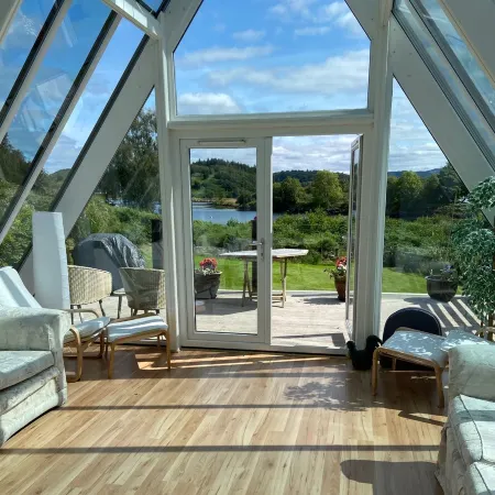 Tayvallich a secret corner of Argyll, beautifully located Chalet. .