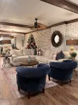 Two Story Suite Overlooking Historic Main Street Galena, IL. Sleeps 16!