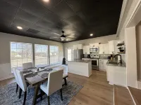 Guest House with a River View, located downtown Hannibal, MO—- No Cleaning Fee Hotels in Mason Township