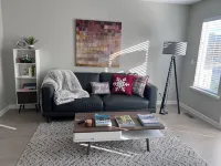 Bright Condo With Views & Easy Access to CDA River. Minutes From Gondola! ケロッグのホテル