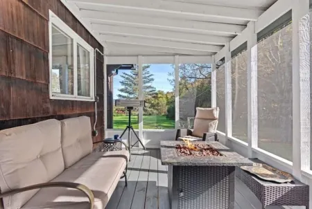 Gorgeous Mountains Views & Private Stream in Secluded Oasis