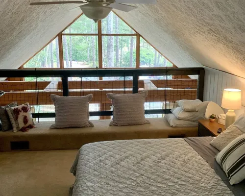 Poolside at Lake Keowee Golf,Hike,Waterfalls,Zip-Lining,Parks,Comfy 2Bed 1Bath 오코니 카운티 호텔