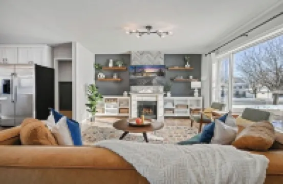 The Ultimate Playhouse: Heated Pool-Fireplace-Game Room-TheaterLounger-2Dogs OK