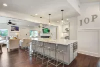 Southern Dream! Newly Heatable Private Pool- Just Steps from Ocean!!