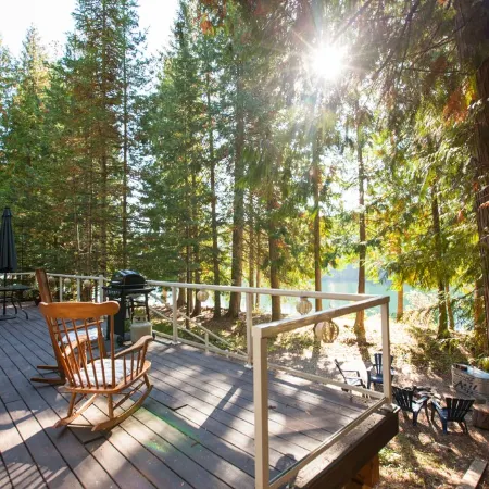 Romantic Waterfront  Shabby Chic Cabin on the Clark Fork River!  #SwankyCabin