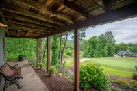 Great Location! Walk to Resort Amenities! Watch Golf from Deck! Pool Table!