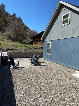 Downtown Lookout Base - A Family Friendly Home Отели рядом с достопримечательностью «The Hideout at Glenwood Springs»