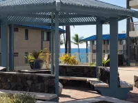 Sunset in Paradise Oceanfront 1Br/1BA Condo at Kona Reef Fast WiFi & Dual AC