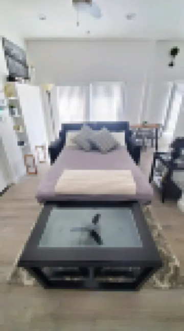 L@@K 2 minute walk to the BEACH and the party street called 2nd Street!