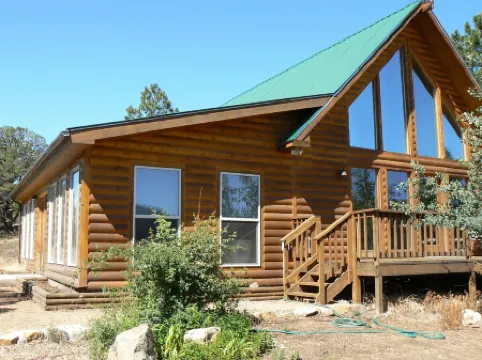 'The Hideaway' - Tucked in the Beautiful Wet Mountain Valley.