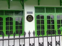 Villa UMI Syariah Hotels in Agam