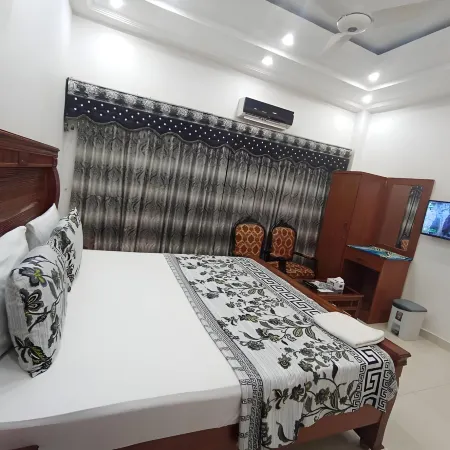 Hotel New Royal Residency