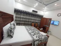 Hotel New Royal Residency Отели в г. 