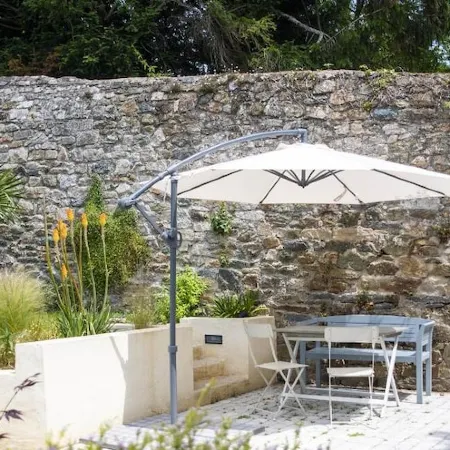 Gîte Cosy et Calme, Avec spa et Jardin, au Cœur de Morlaix