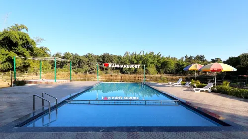 Kanha Resort Hotels in Mandla