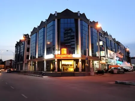 The Imperial Hotel (Kluang) Отели рядом с достопримечательностью «Taman Intan Kluang»