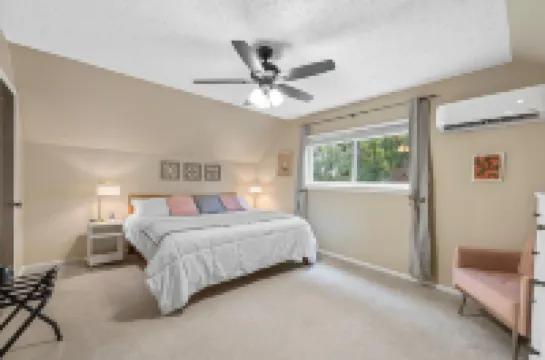 Beautiful Tudor Style home centrally located, and packed with amenities!