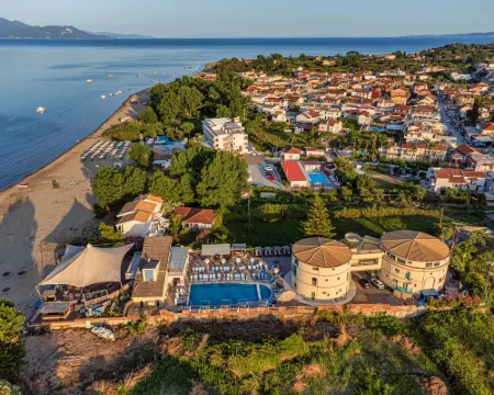 Island Beach Resort - Adults Only Hoteles en Kavos