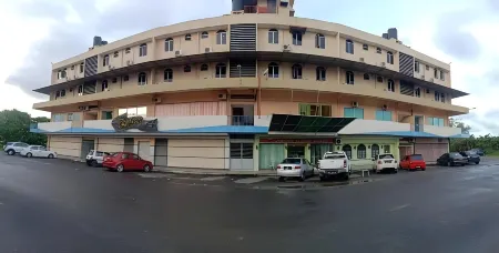 Sandakan Inn Отели рядом с достопримечательностью «Agnes Newton Keith Home»