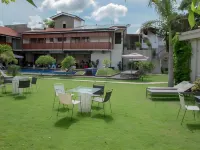 Seahorse Hotel & Spa Hotels near Tea Zone