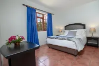 Kingfisher Hollow Self Catering Guest House.