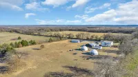 The Birdie Dome • 2 Min to WinStar • 20-Ft Window • Workspace