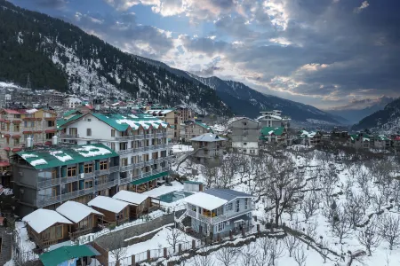 Echor Himalayan Heights Manali Отели в г. Куллу