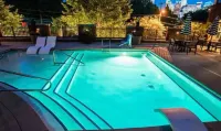Cozy studio in pleasant Charlotte with Pool, fitness room, WiFi
