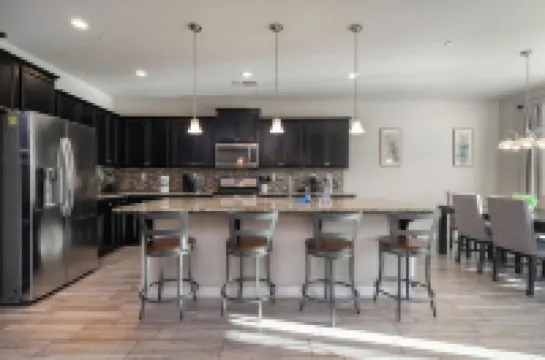 Spacious 4-bedroom house in a phenomenal location