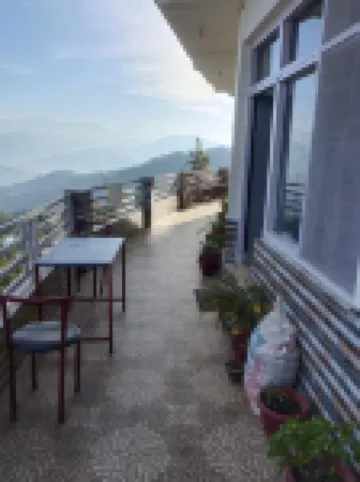 喜馬拉雅達爾山貝里納格飯店 住宿飯店