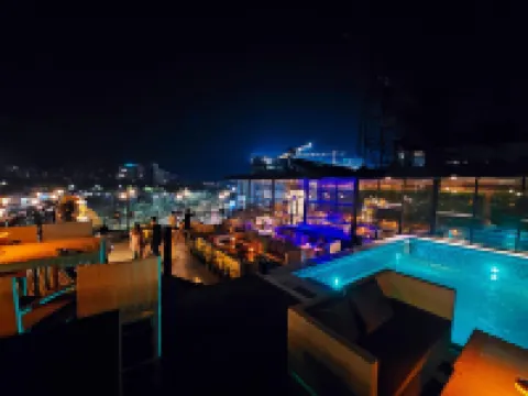 Firangipani Suites - A Corporate Boutique Hotel
