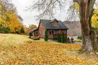 Private Beautiful Home - Family Friendly - 1 min. Walk to Candlewood Lake