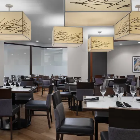 Holiday Inn OTTAWA EAST by IHG