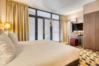 Alma Grand Place Hotel