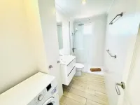 Modern apartment with a fantastic view Vistamar 2 Cova d'en Xoroi 주변 호텔