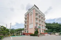 Gangneung Jeongdongjin Carib Hotels near Jeongdongjin Station