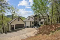 Dream Home in Jasper – 5 bedroom Stunner with Space & Style - Pools