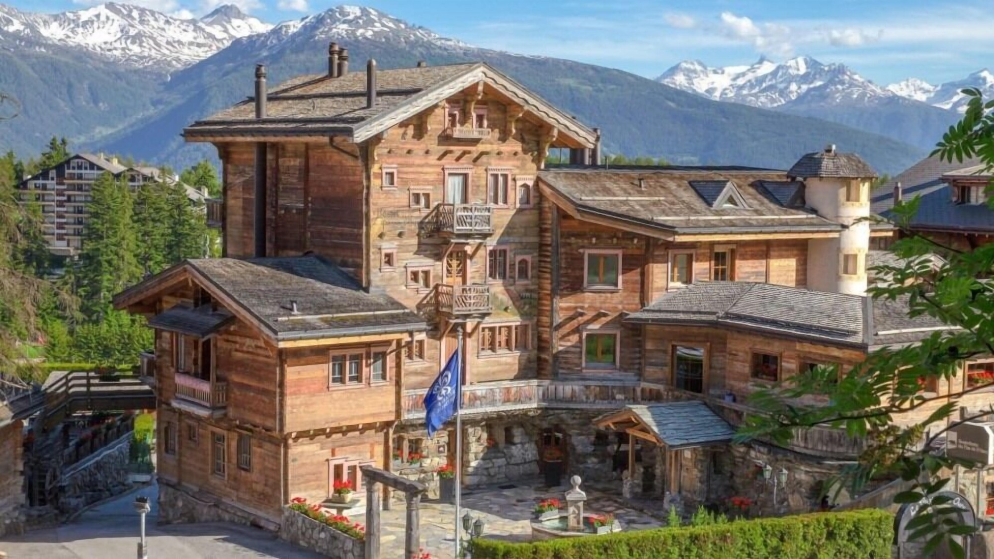 Hostellerie du Pas de l'Ours "Relais et Châteaux" Hotels in Crans-Montana