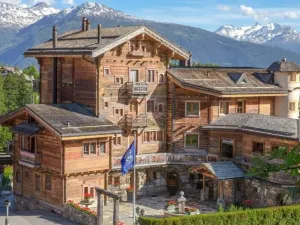 Hostellerie du Pas de l'Ours "Relais et Châteaux"
