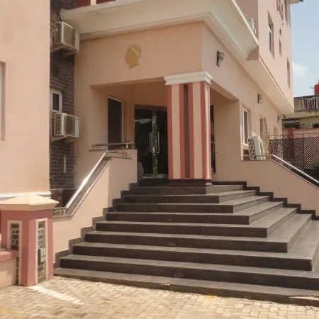 Caesar's Court Hotel and Suites