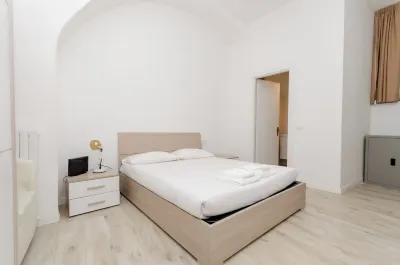 VivimiHome - Duomo Cioffi House Residence Hoteller i Guastalla