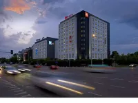 ibis budget Warszawa West Station Hotels in 