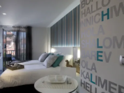 薩拉曼卡套房一室公寓 鄰近Iglesia de San Julian y Santa Basilisia的酒店