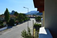 Erasmus Apart Hotel - con vistas a la montaña