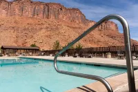 Red Cliffs Lodge Moab - Pools