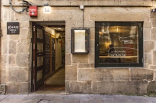 Hostal Nomade Santiago Hôtels à proximité de : Fundación Eugenio Granell