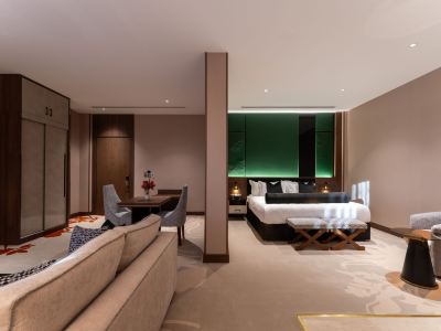 Lilac Park Hotel