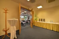 EA Hotel Populus